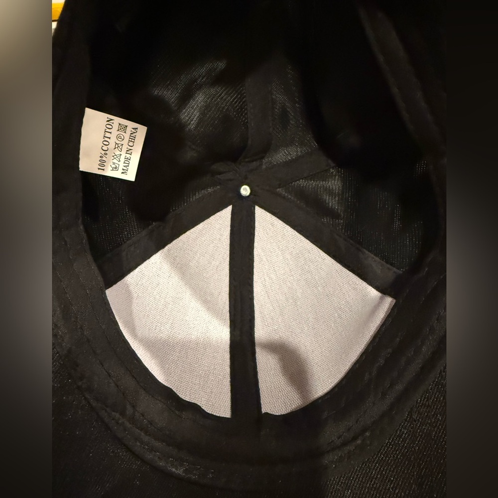 Black Rhinestone Embellished Cap - Picture 2 of 2